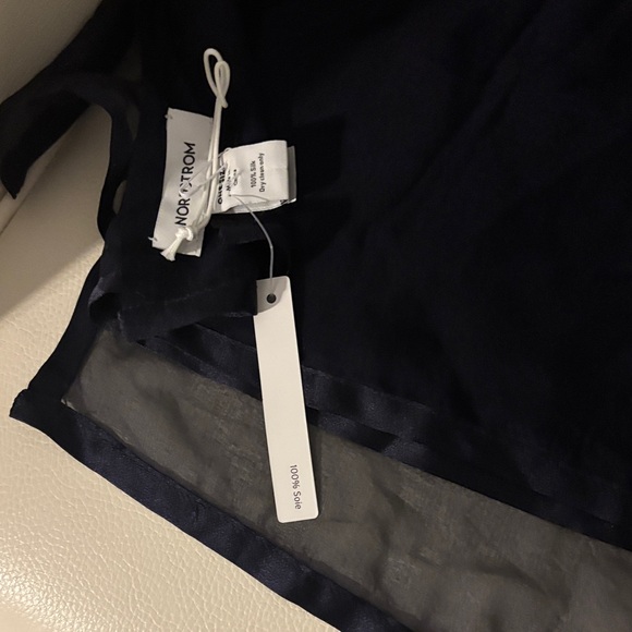 💯 Silk Huge Satin Border Navy Blue Sheer Chiffon Scarf, Brand New With Tags - Picture 10 of 13